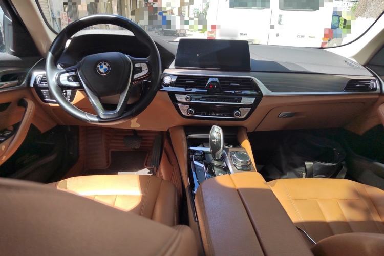 Used BMW 5 Series New Energy 2019 530Le Luxury Package Center Console