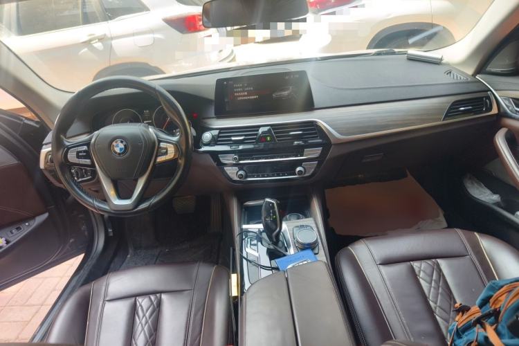 Used BMW 5 Series New Energy 2019 530Le Luxury Package Center Console