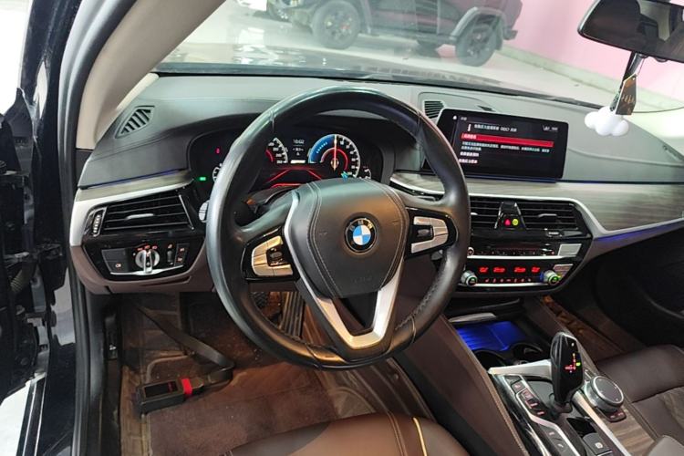 Used BMW 5 Series New Energy 2019 Updated Version 530Le Luxury Package Center Console