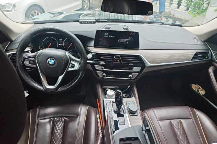 Used BMW 5 Series New Energy 2019 Updated Version 530Le Luxury Package Center Console
