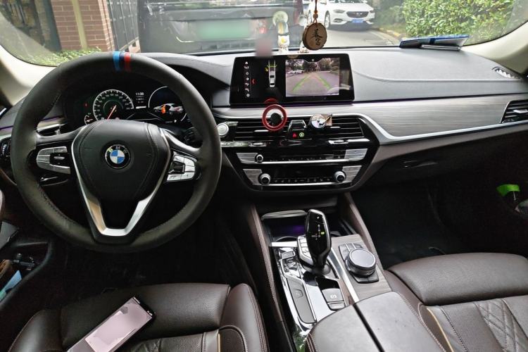 Used BMW 5 Series New Energy 2019 Updated 530Le Pioneer Edition Center Console