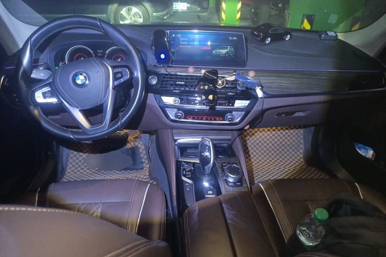 Used BMW 5 Series New Energy 2019 530Le Luxury Package Center Console