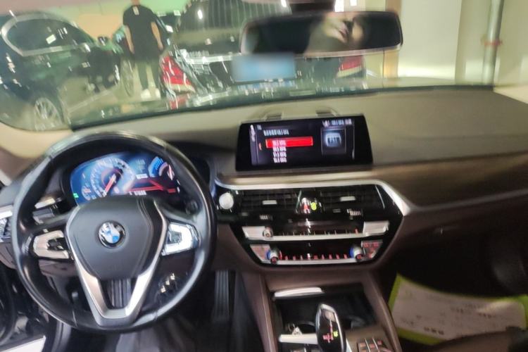 Used BMW 5 Series New Energy 2019 530Le Pioneer Edition Center Console