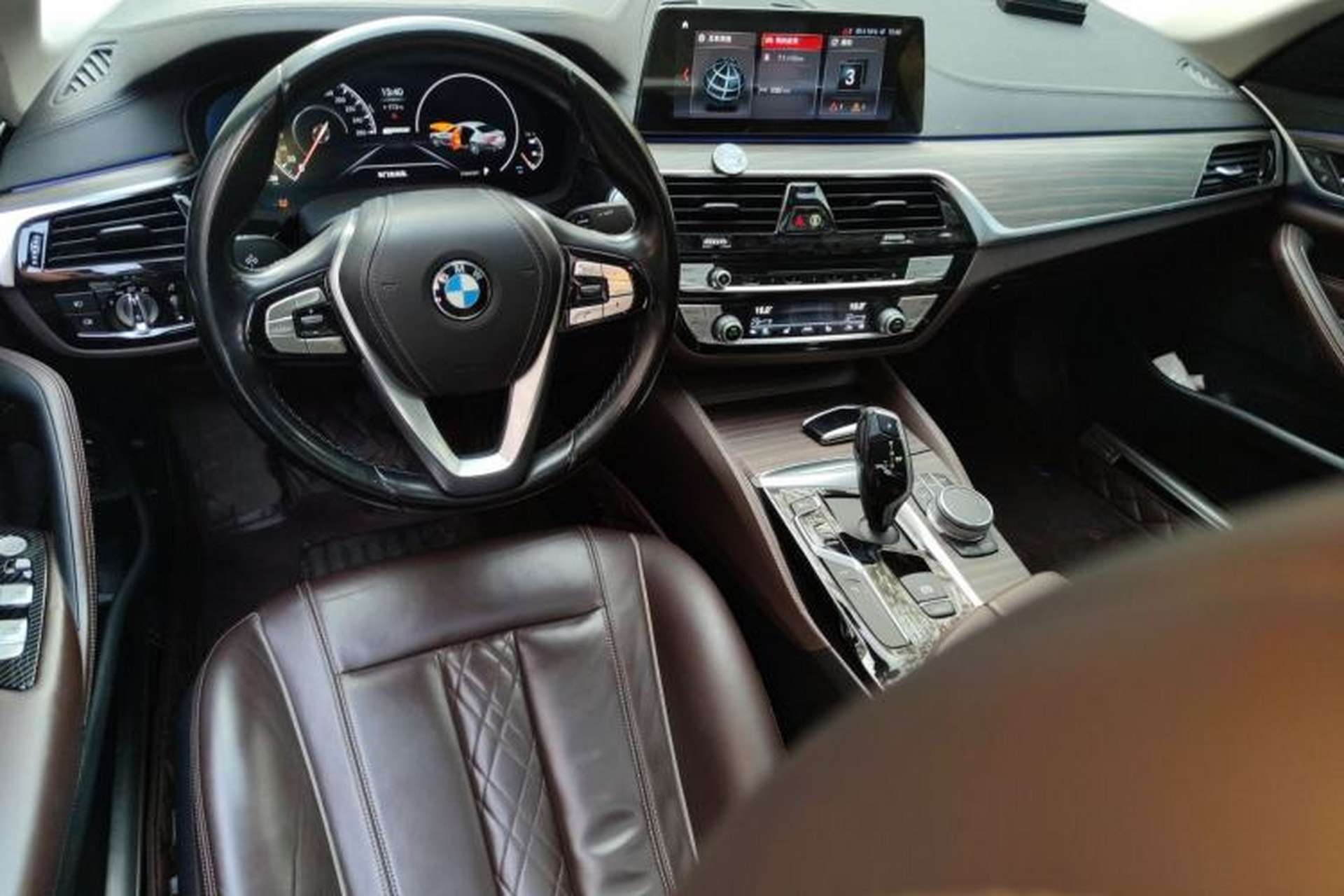 Used BMW 5 Series New Energy 2019 530Le Luxury Package Center Console