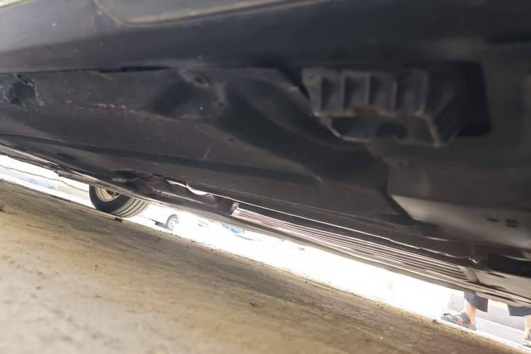 Used BMW 5 Series New Energy 2019 530Le Luxury Package Chassis Front Right