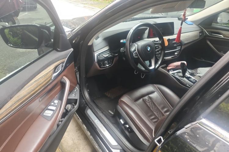 Used BMW 5 Series New Energy 2019 530Le Luxury Package Driver Seat
