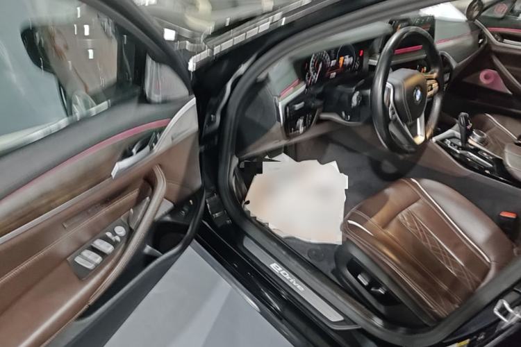 Used BMW 5 Series New Energy 2019 Updated Version 530Le Luxury Package Driver Seat