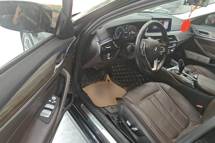 Used BMW 5 Series New Energy 2019 530Le Luxury Package Driver Seat