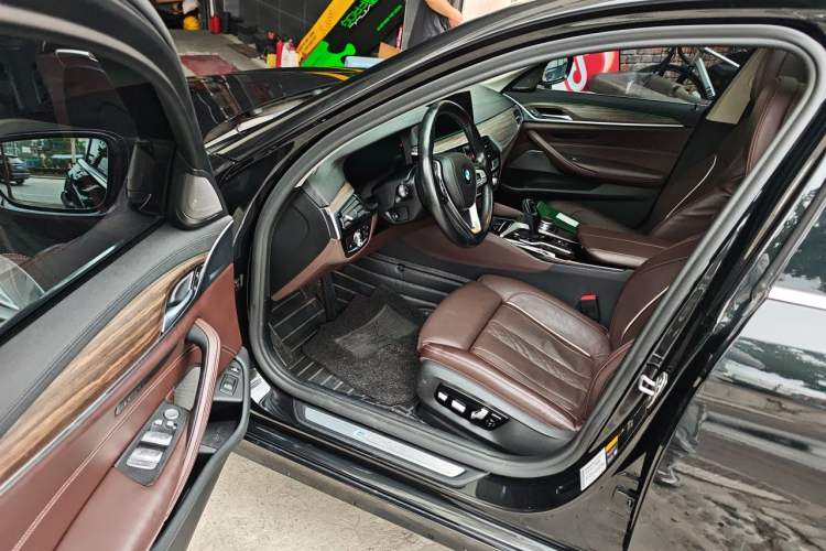 Used BMW 5 Series New Energy 2019 530Le Pioneer Edition Driver Seat