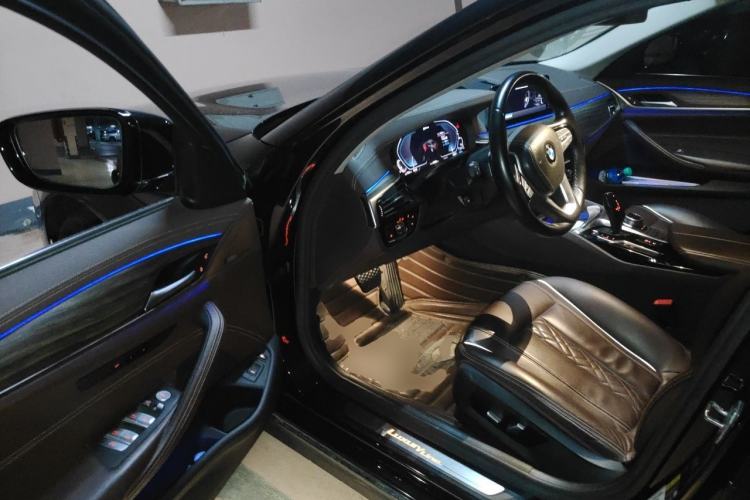 Used BMW 5 Series New Energy 2019 Updated Version 530Le Luxury Package Driver Seat