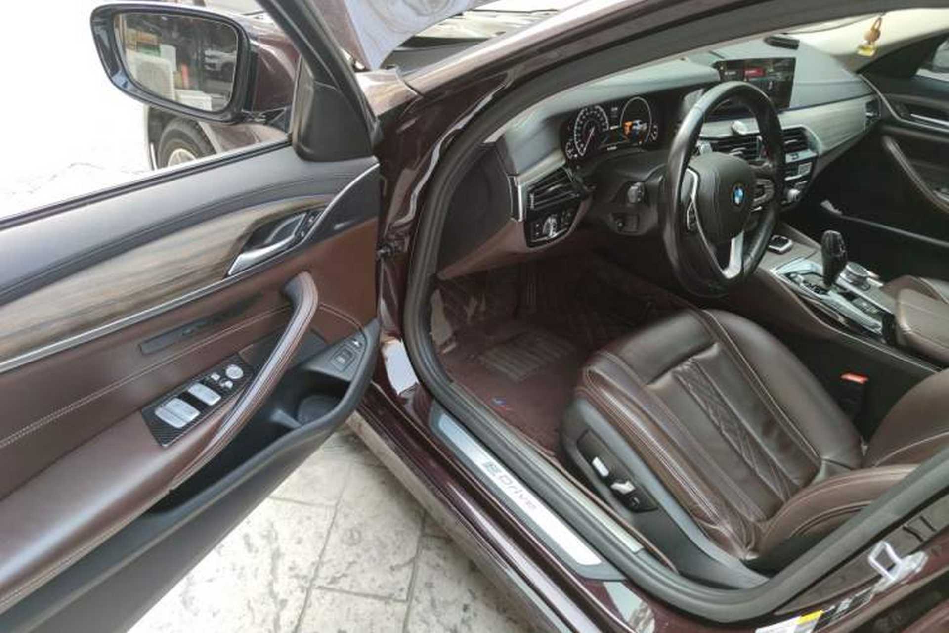 Used BMW 5 Series New Energy 2019 530Le Luxury Package Driver Seat