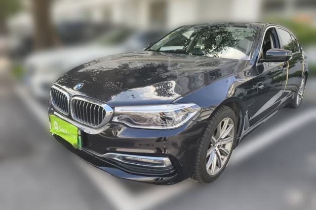 BMW 5 Series New Energy 2019 530Le Luxury Package usata