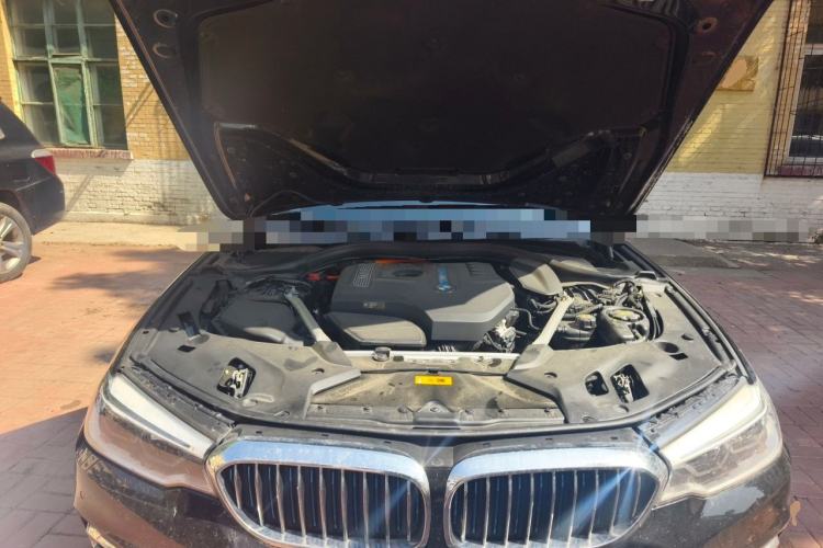 Used BMW 5 Series New Energy 2019 530Le Luxury Package Engine Bay