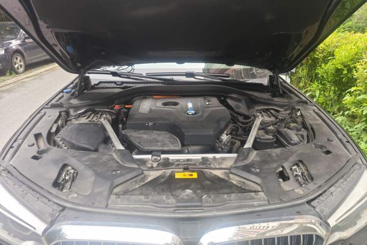 Used BMW 5 Series New Energy 2019 530Le Luxury Package Engine Bay