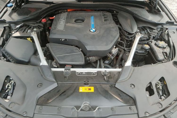 Used BMW 5 Series New Energy 2019 530Le Luxury Package Engine Bay