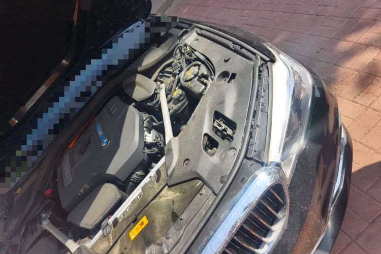 Used BMW 5 Series New Energy 2019 530Le Luxury Package Engine Bay Left