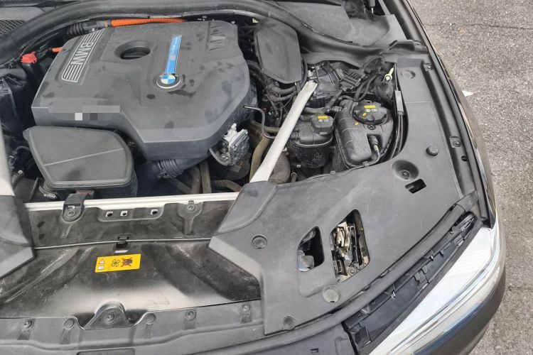 Used BMW 5 Series New Energy 2019 530Le Luxury Package Engine Bay Left