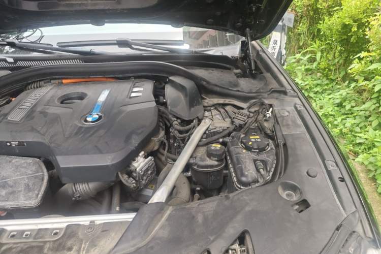 Used BMW 5 Series New Energy 2019 530Le Luxury Package Engine Bay Left