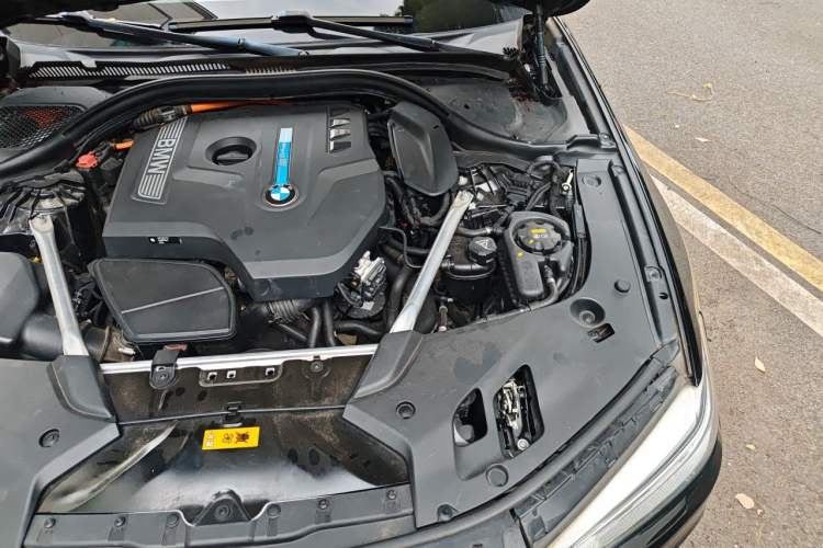 Used BMW 5 Series New Energy 2019 Updated Version 530Le Luxury Package Engine Bay Left