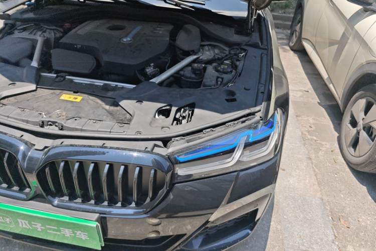 Used BMW 5 Series New Energy 2019 530Le Luxury Package Engine Bay Left