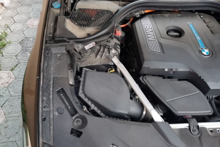 Used BMW 5 Series New Energy 2019 530Le Luxury Package Engine Bay Right