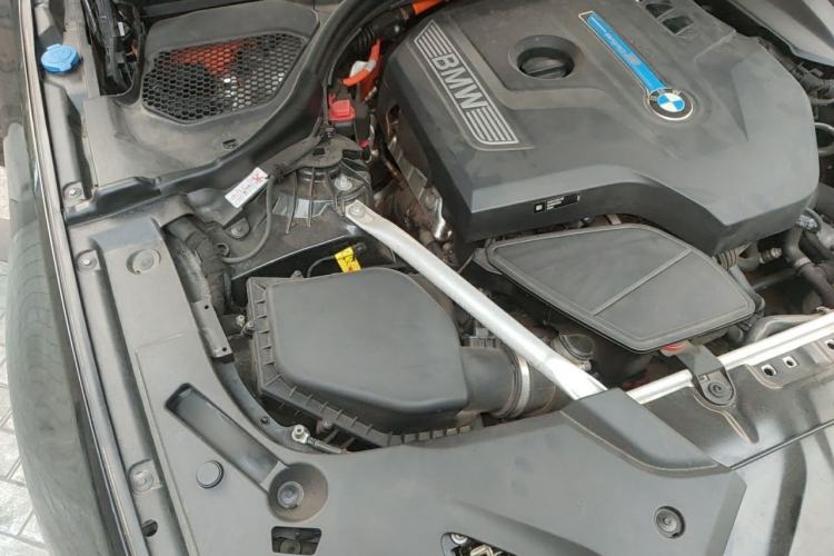 Used BMW 5 Series New Energy 2019 530Le Luxury Package Engine Bay Right