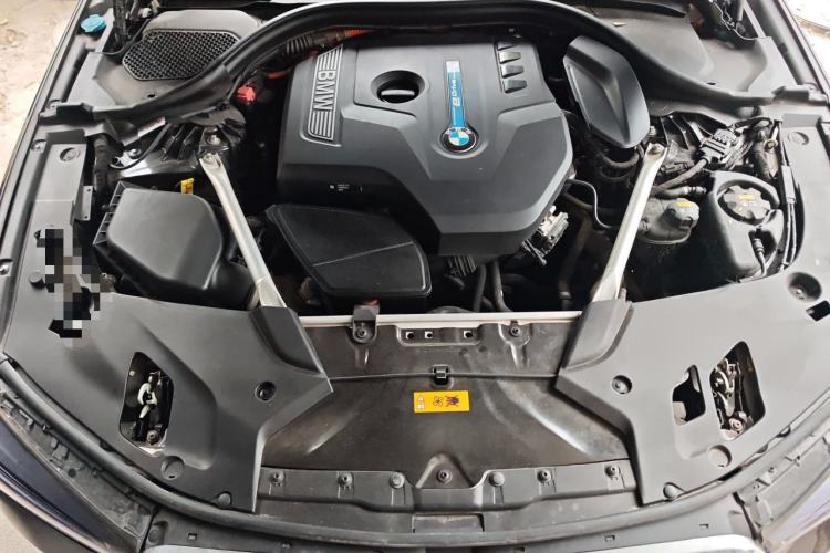 Used BMW 5 Series New Energy 2019 530Le Pioneer Edition Engine Bay