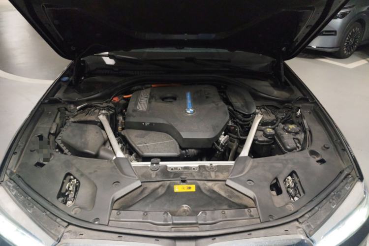 Used BMW 5 Series New Energy 2019 530Le Luxury Package Engine Bay