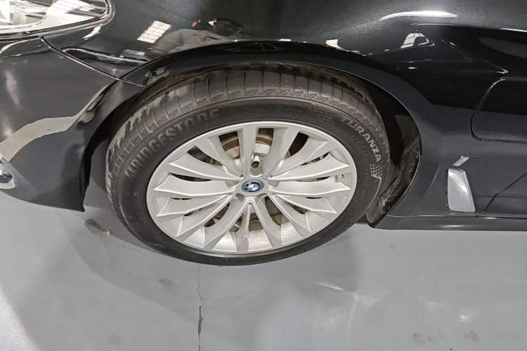 Used BMW 5 Series New Energy 2019 Updated Version 530Le Luxury Package Exterior 4