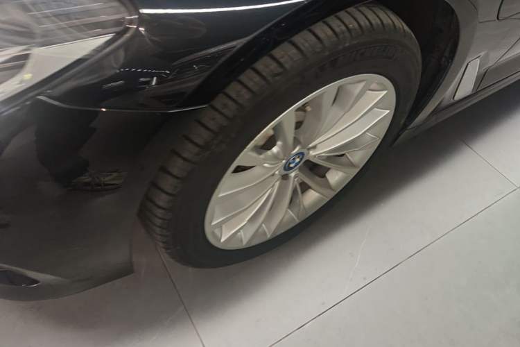 Used BMW 5 Series New Energy 2019 530Le Luxury Package Exterior 4