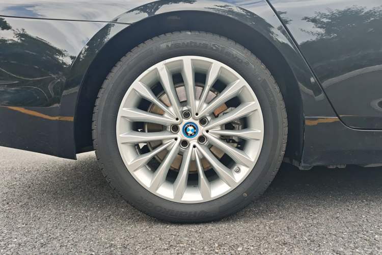 Used BMW 5 Series New Energy 2019 Updated Version 530Le Luxury Package Exterior 4