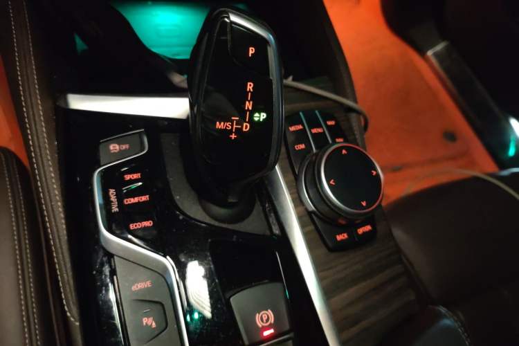 Used BMW 5 Series New Energy 2019 530Le Pioneer Edition Gear Lever