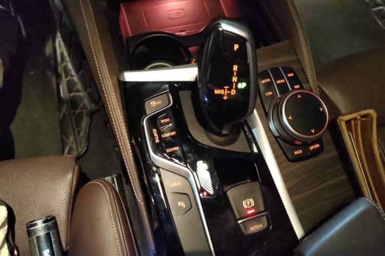 Used BMW 5 Series New Energy 2019 530Le Pioneer Edition Gear Lever