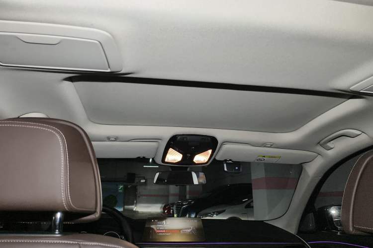 Used BMW 5 Series New Energy 2019 Updated 530Le Pioneer Edition Headliner
