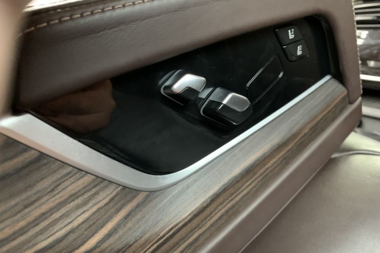 Used BMW 5 Series New Energy 2019 530Le Luxury Package Interior 10