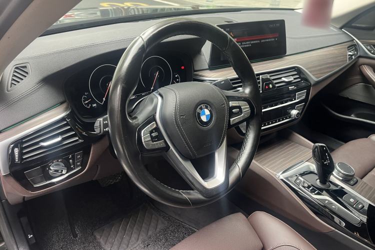 Used BMW 5 Series New Energy 2019 530Le Pioneer Edition Interior 3