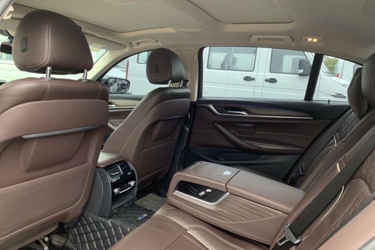Used BMW 5 Series New Energy 2019 530Le Luxury Package Interior 8