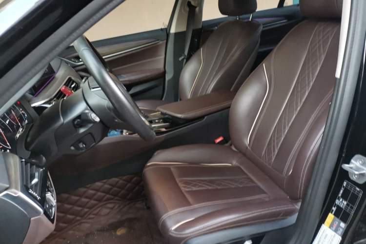 Used BMW 5 Series New Energy 2019 530Le Luxury Package Left Front Seat