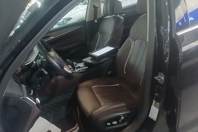 Used BMW 5 Series New Energy 2019 530Le Pioneer Edition Left Front Seat