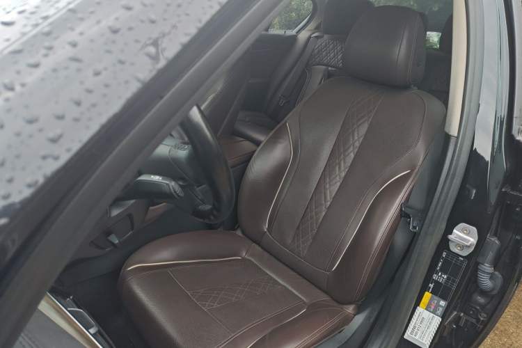 Used BMW 5 Series New Energy 2019 530Le Luxury Package Left Front Seat