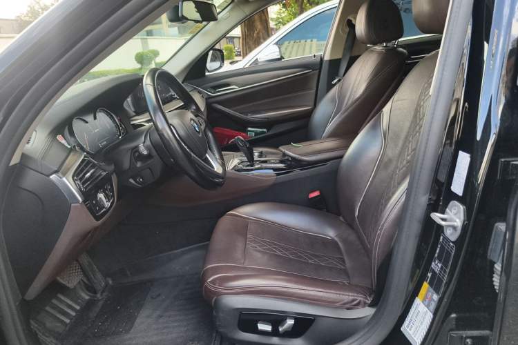 Used BMW 5 Series New Energy 2019 530Le Luxury Package Left Front Seat