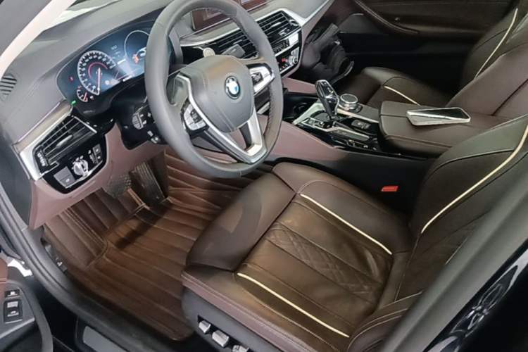 Used BMW 5 Series New Energy 2019 Updated 530Le Pioneer Edition Left Front Seat