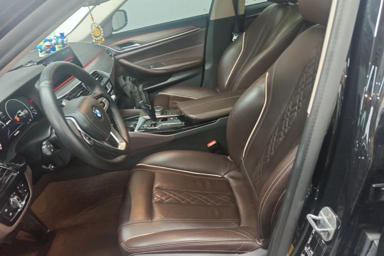 Used BMW 5 Series New Energy 2019 530Le Luxury Package Left Front Seat