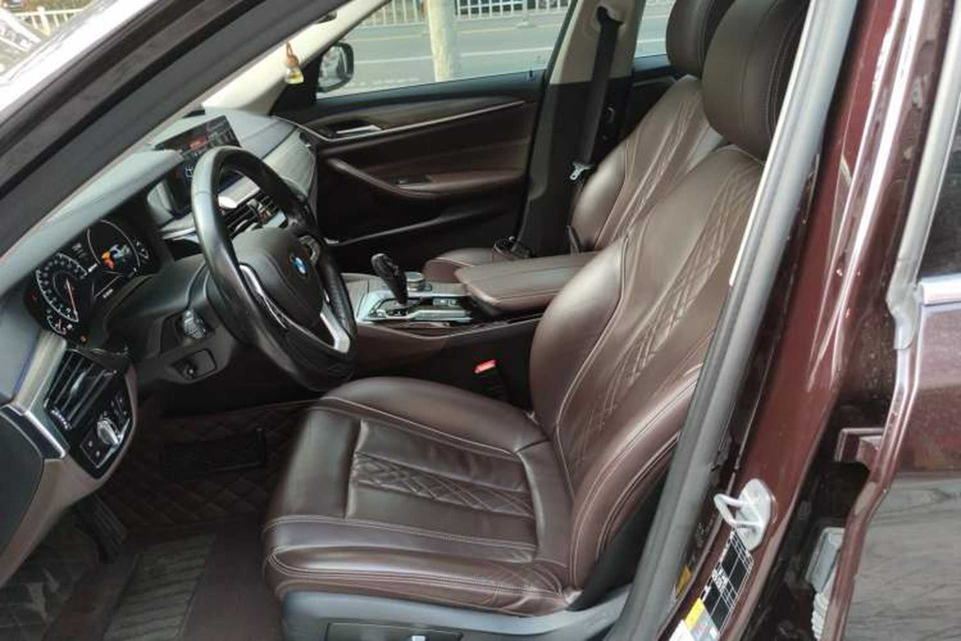 Used BMW 5 Series New Energy 2019 530Le Luxury Package Left Front Seat