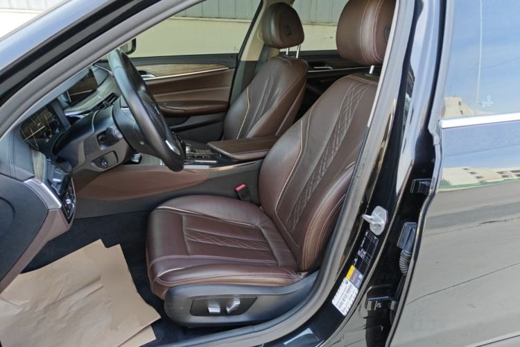 Used BMW 5 Series New Energy 2019 530Le Luxury Package Left Front Seat
