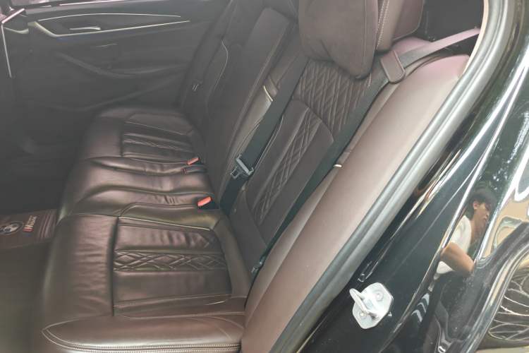 Used BMW 5 Series New Energy 2019 Updated Version 530Le Luxury Package Left Rear Seat