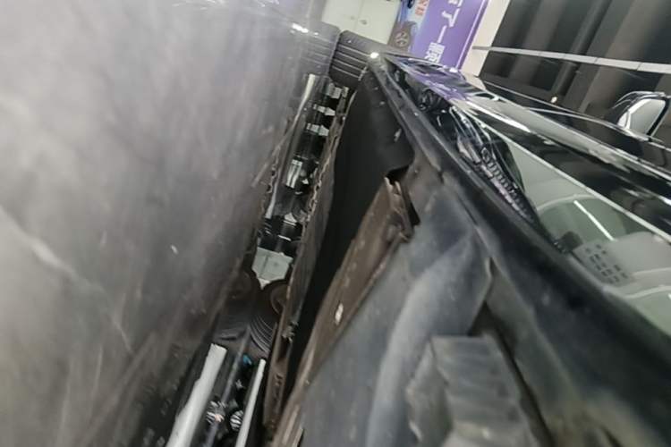 Used BMW 5 Series New Energy 2019 530Le Luxury Package Left Side Sill
