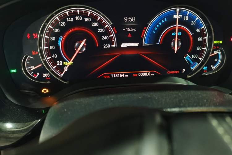 Used BMW 5 Series New Energy 2019 Updated Version 530Le Luxury Package Odometer Close Up