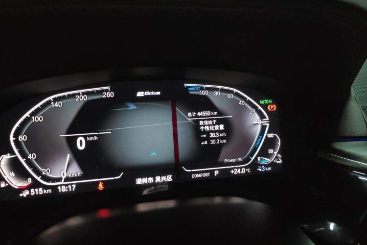 Used BMW 5 Series New Energy 2019 Updated Version 530Le Luxury Package Odometer Close Up