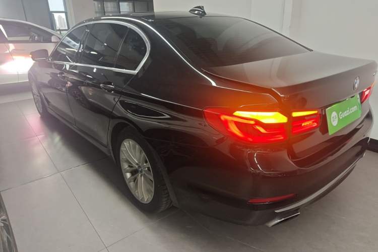Used BMW 5 Series New Energy 2019 530Le Luxury Package Rear Left 45 Deg